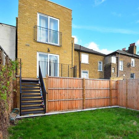 Apartment Wharf - Macarena Apartments Londra Dış mekan fotoğraf