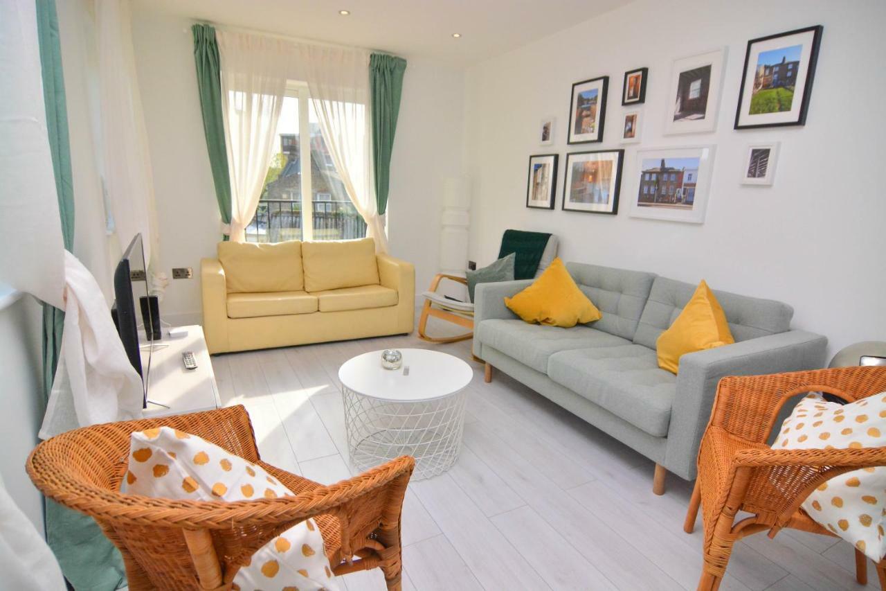 Apartment Wharf - Macarena Apartments Londra Dış mekan fotoğraf
