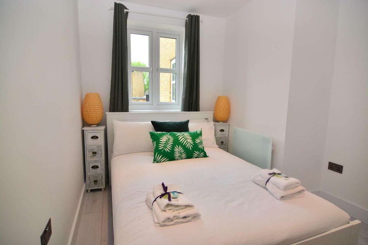 Apartment Wharf - Macarena Apartments Londra Dış mekan fotoğraf