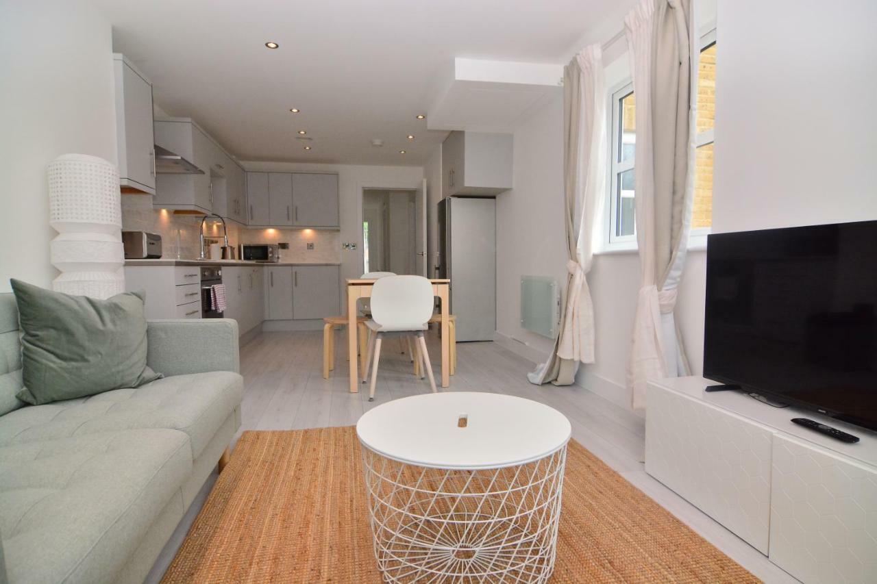 Apartment Wharf - Macarena Apartments Londra Dış mekan fotoğraf