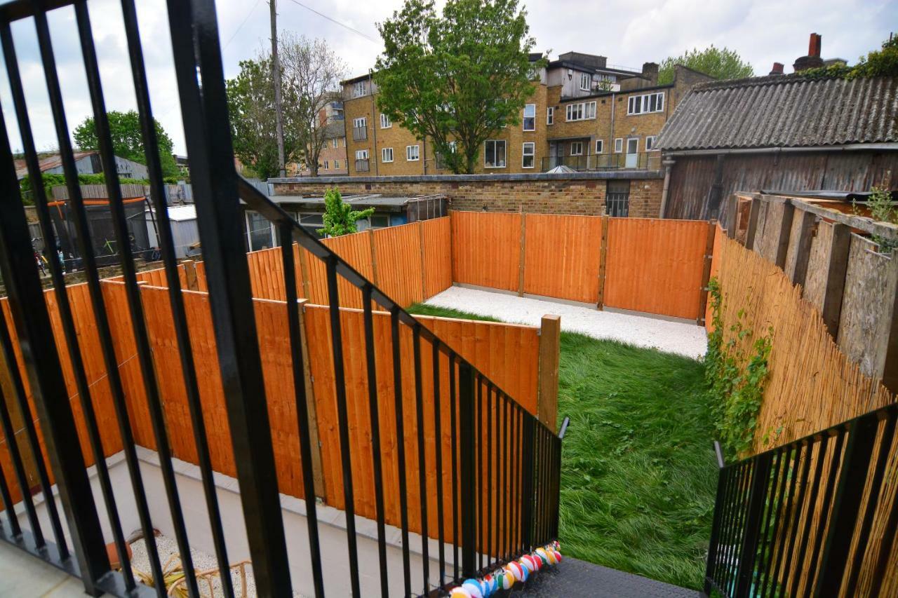 Apartment Wharf - Macarena Apartments Londra Dış mekan fotoğraf
