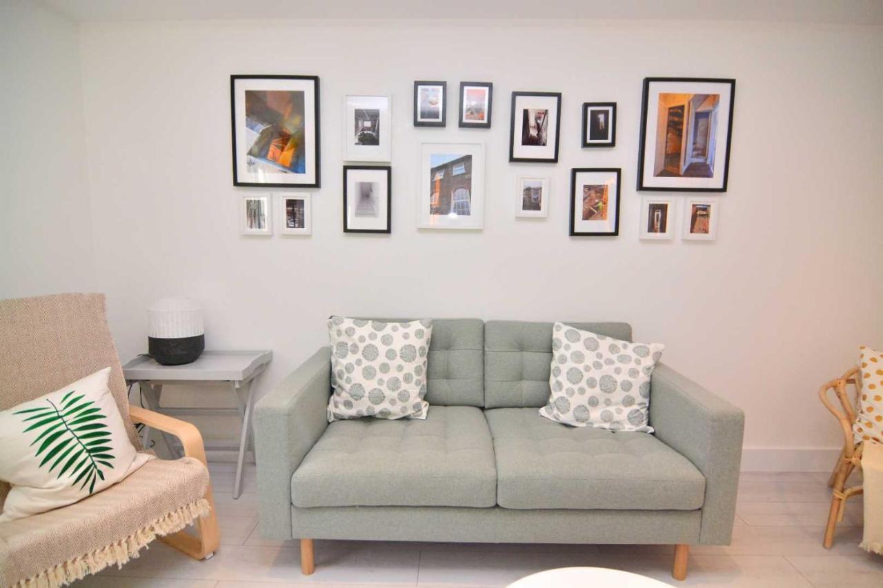 Apartment Wharf - Macarena Apartments Londra Dış mekan fotoğraf