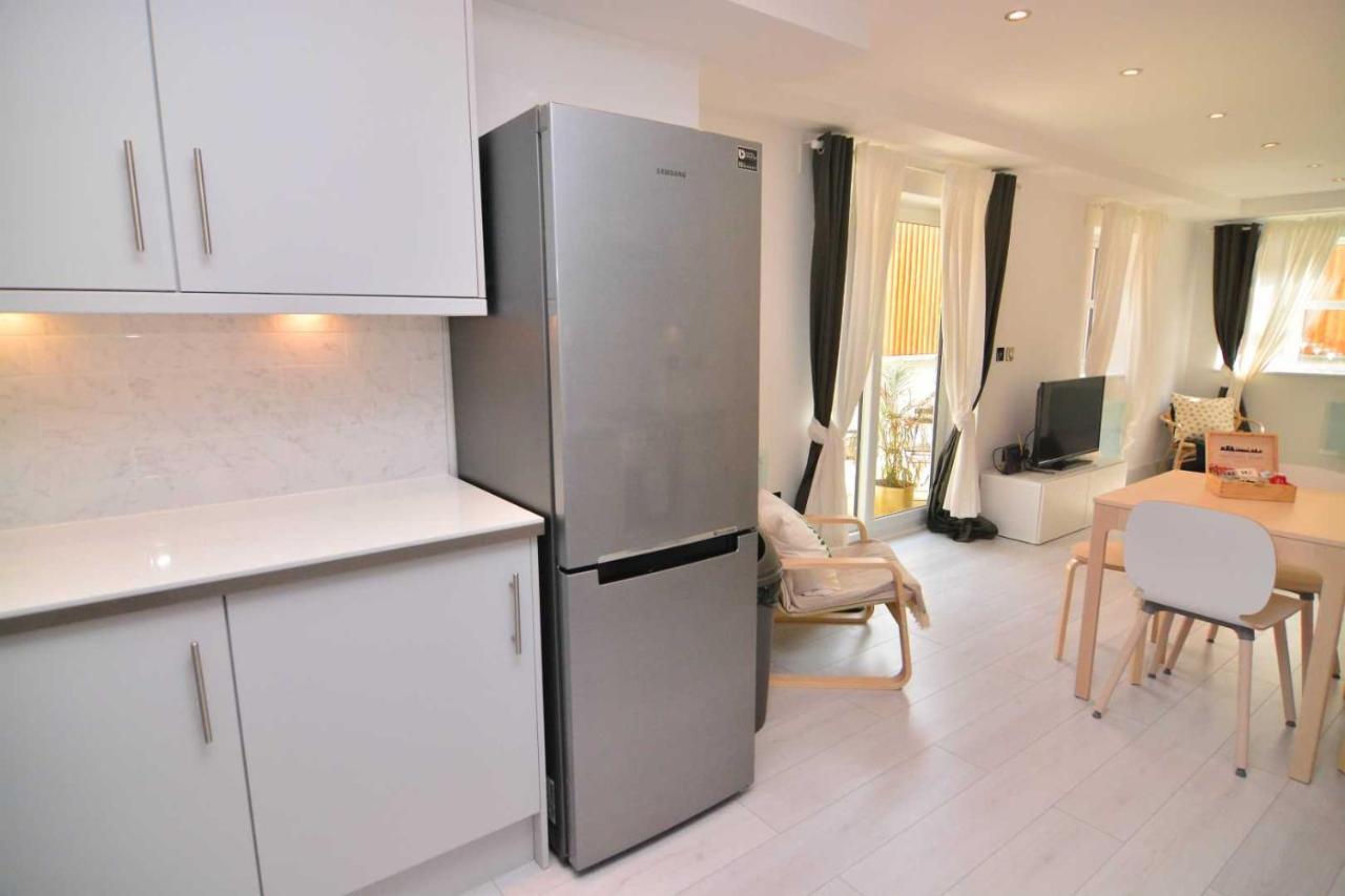 Apartment Wharf - Macarena Apartments Londra Dış mekan fotoğraf